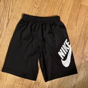 Nike Dri-Fit shorts - 10/12